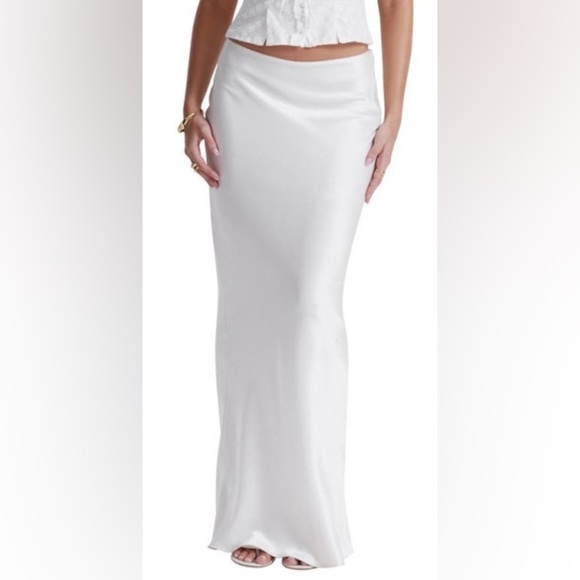 House of CB Sydel White Satin Bias Cut Maxi Skirt, Large - Picture 5 of 7